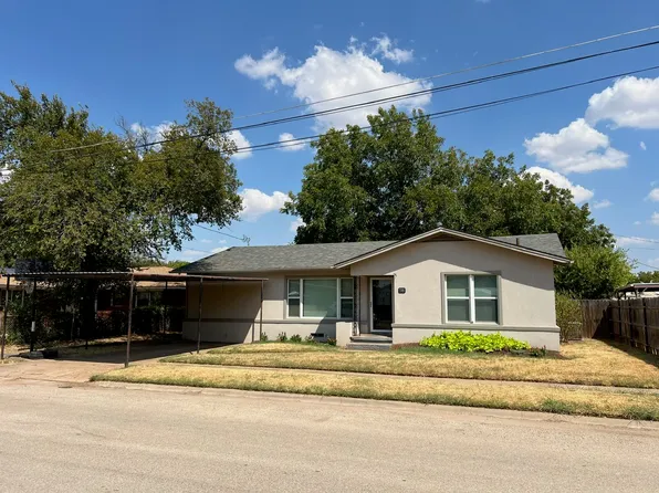 516 S Oak St, Archer City, TX 76351