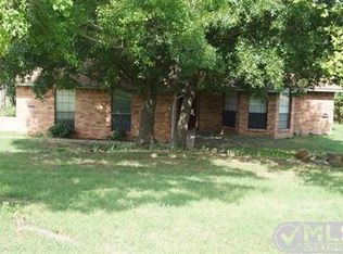 311 Lonquist Rd, Midlothian, TX 76065