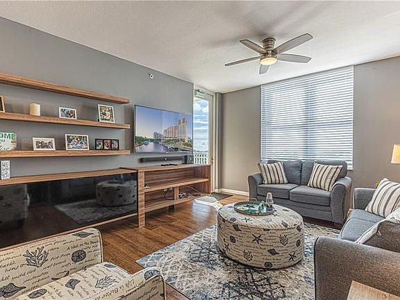 3rd image of 511 SE 5th Ave APT 2110