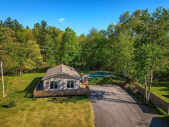 2nd image of 60 Lake Shore Dr