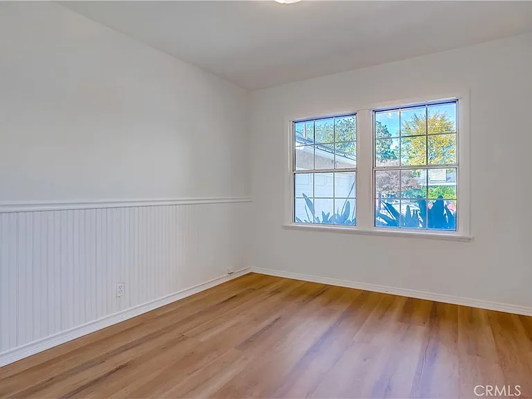 12528 Albers St — Photo 23