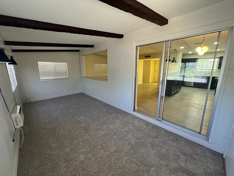 E Adobe St — Photo 11