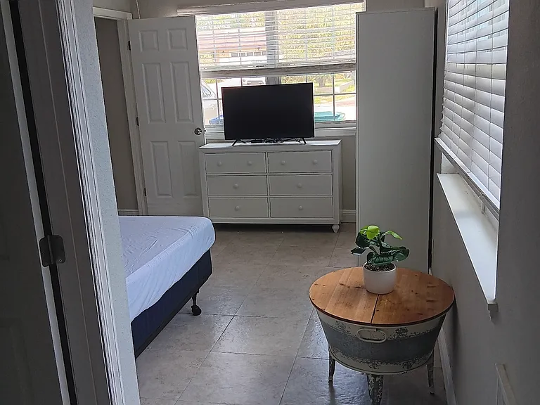 7108 Skylane Dr — Photo 4