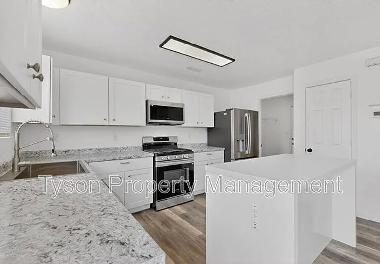 10339 Vendaval Ave NW — Photo 13