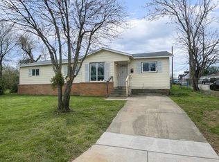 1413 Lindsey St, Fort Worth, TX 76105