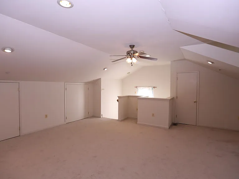 726 Whitetail Cir — Photo 12