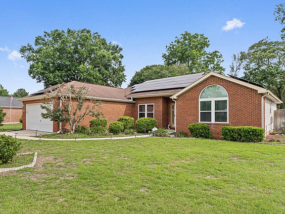 2nd image of 2807 Mohican Way
