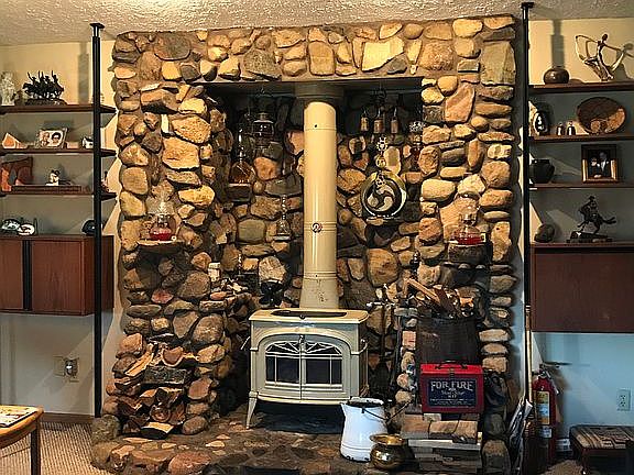 Custom fieldstone fireplace 