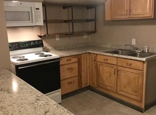 215 N 3rd St #01, Youngwood, PA 15697