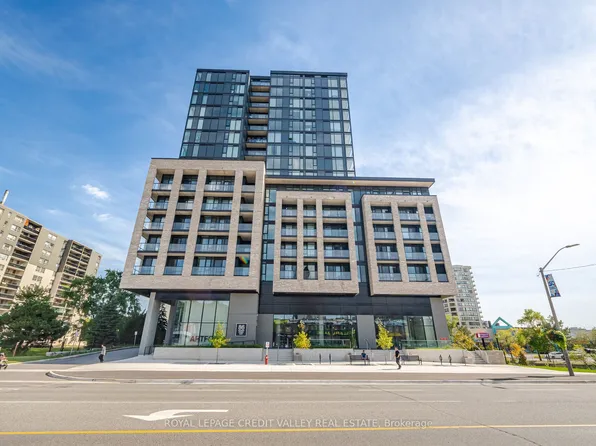 86 Dundas St E #315, Mississauga, ON L5A 1W4