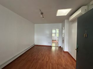 549 55th St #3A, Brooklyn, NY 11220