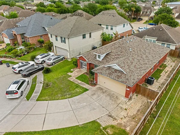8131 Golden Trace Ct, Houston, TX 77083