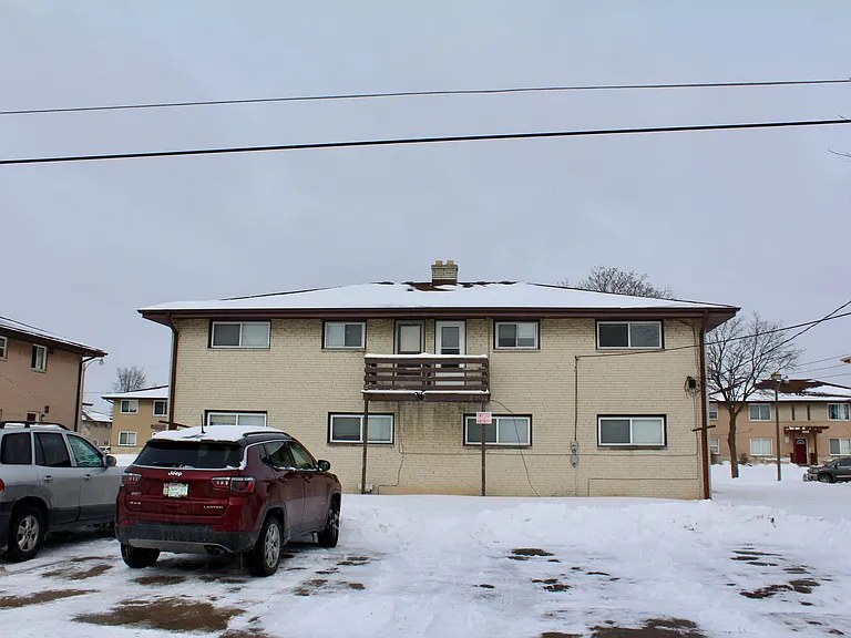 Sheridan — Photo 17