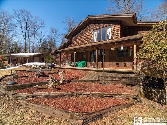 4th image of 6075 Baker Rd