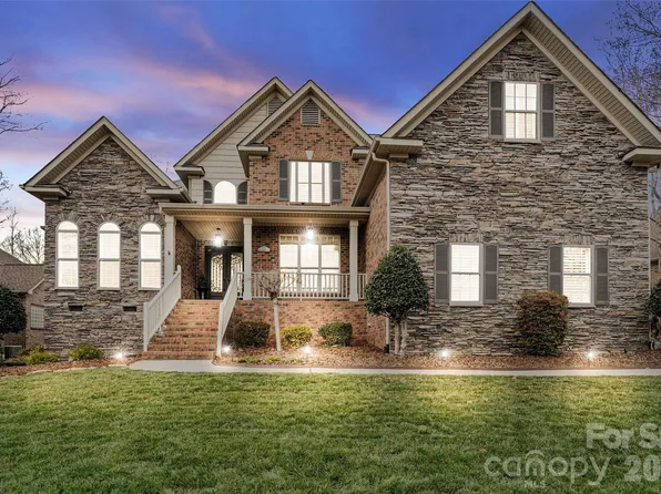 4232 Hoffmeister Dr, Waxhaw, NC 28173