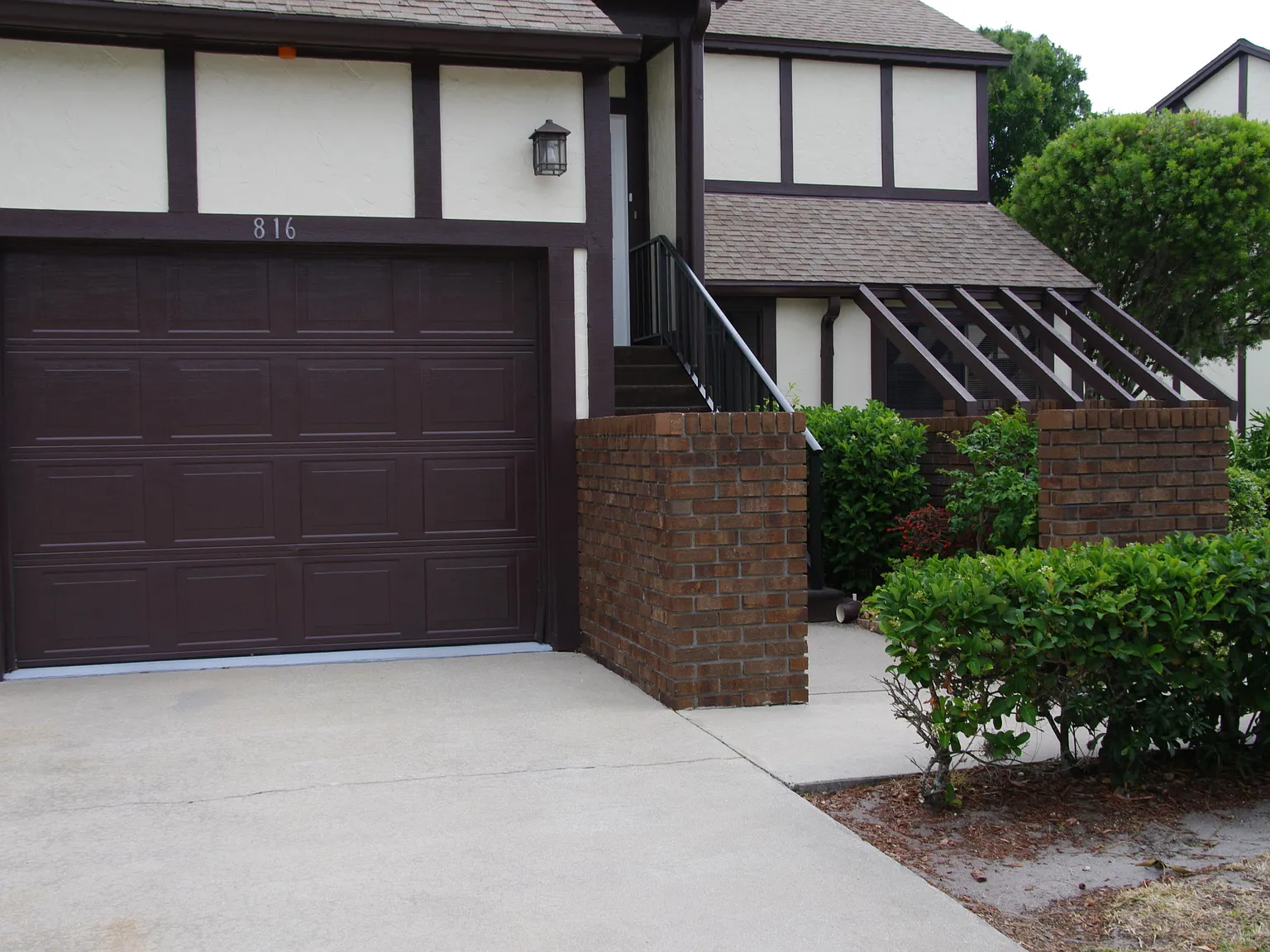 2 bed, 2.0 bath, 1319 sqft, $1,900 — Photo 3