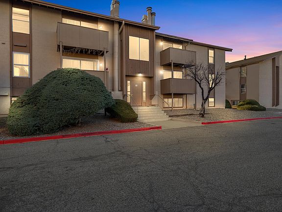 3rd image of 3865 Montgomery Blvd NE APT 1537