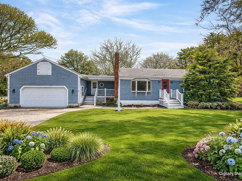 1st image of 2 Pine Ridge End