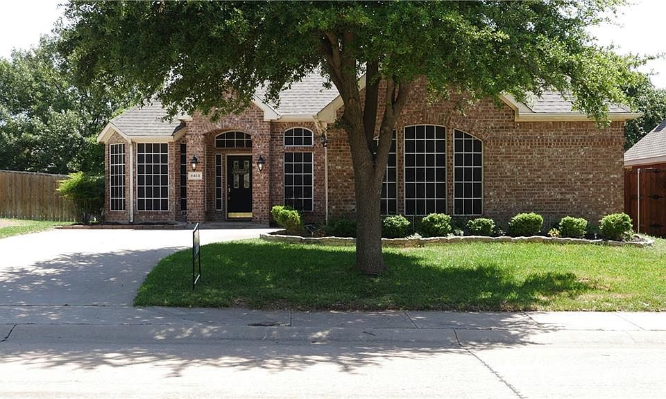 1st image of 8418 Falconet Cir