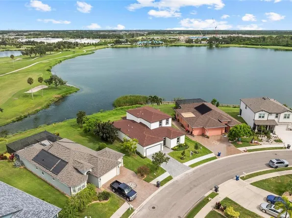 9225 Raes Creek Pl, Palmetto, FL 34221