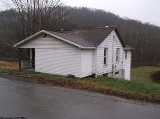 2098 Alton Rd, French Creek, WV 26218