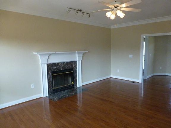 2nd image of 7111 Hayground Dr SE