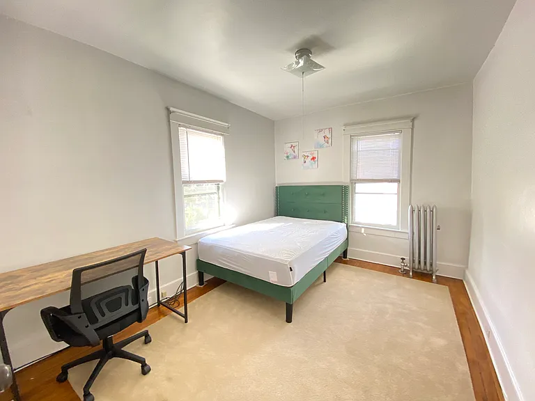 22 Grand Blvd #2 — Photo 9