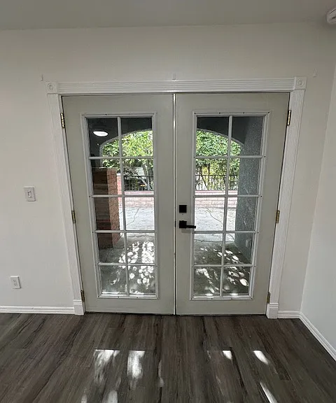 French Doors to Rear patio/ yard