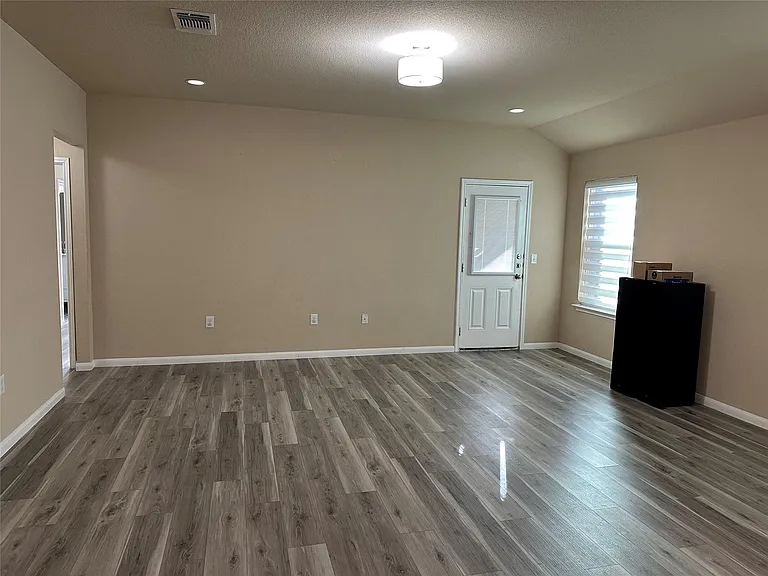 3505 Stephans St — Photo 12