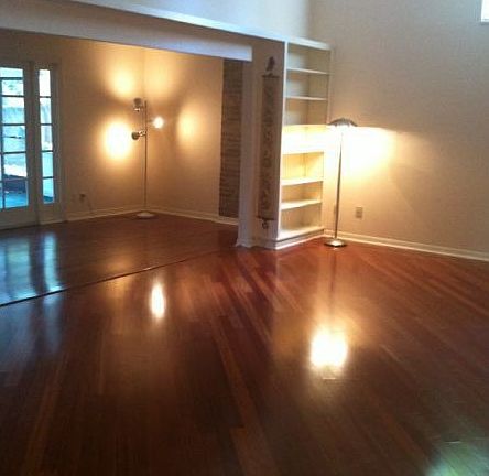 2nd image of 420 Oak Haven Dr