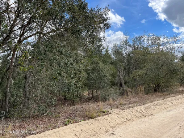 104 DAVE Street, Interlachen, FL 32148