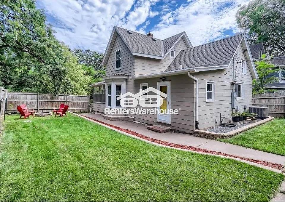 1st image of 180 Prescott St