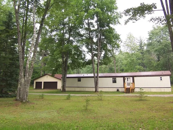 13055 Sunrise Lake Rd, Mountain, WI 54149
