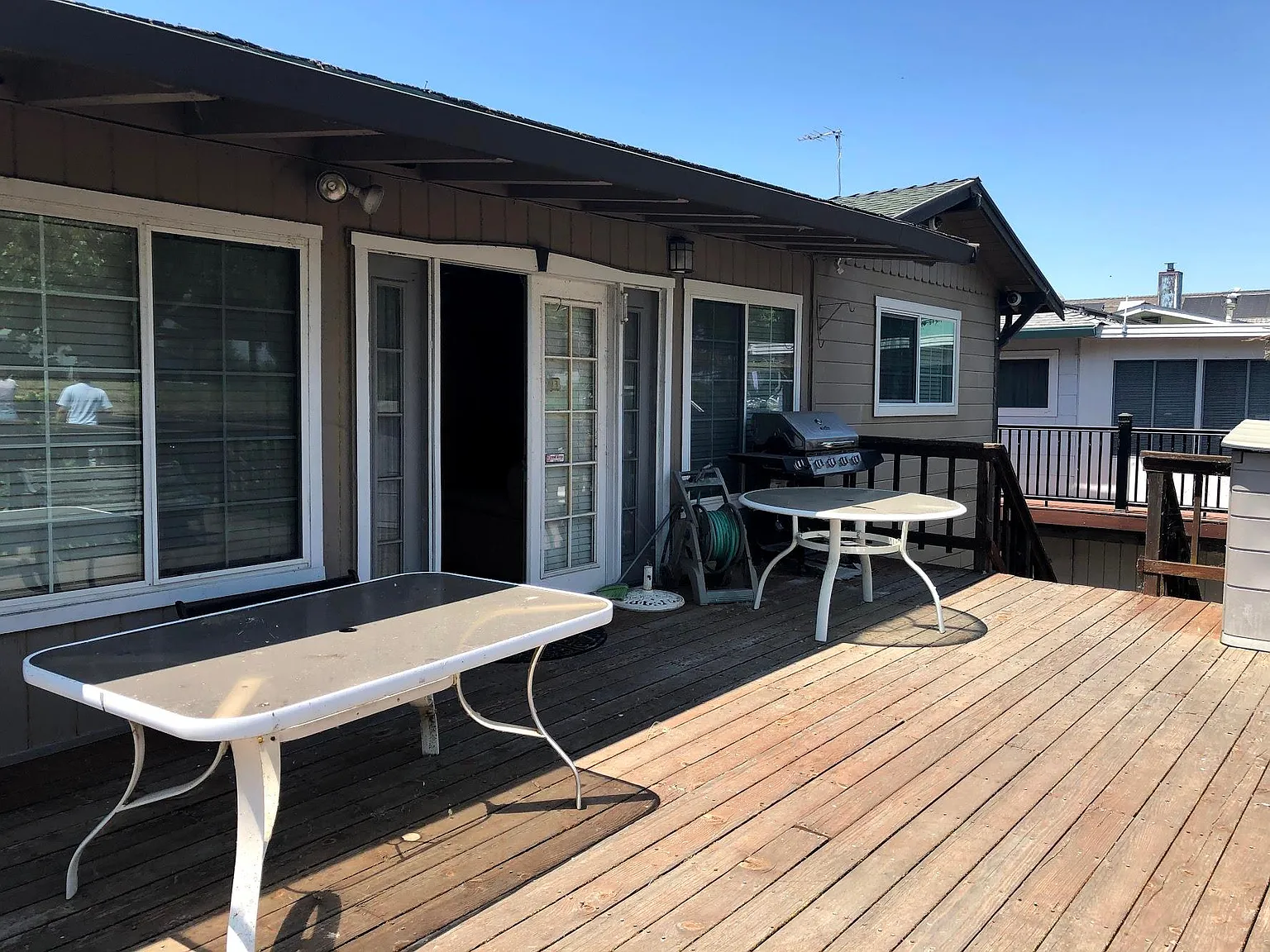 3 bed, 2000 sqft, $3,300 — Photo 4