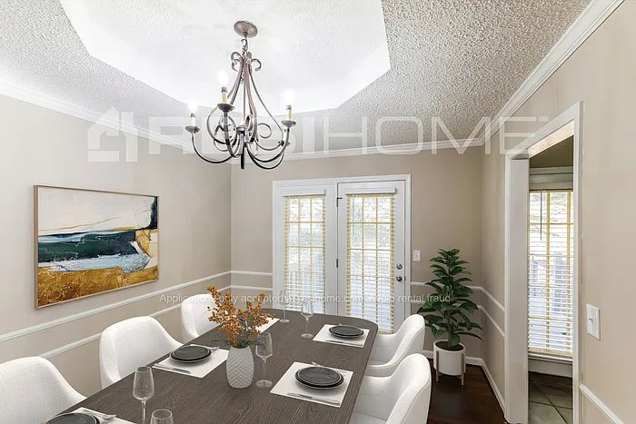 1028 Independence Ct — Photo 5