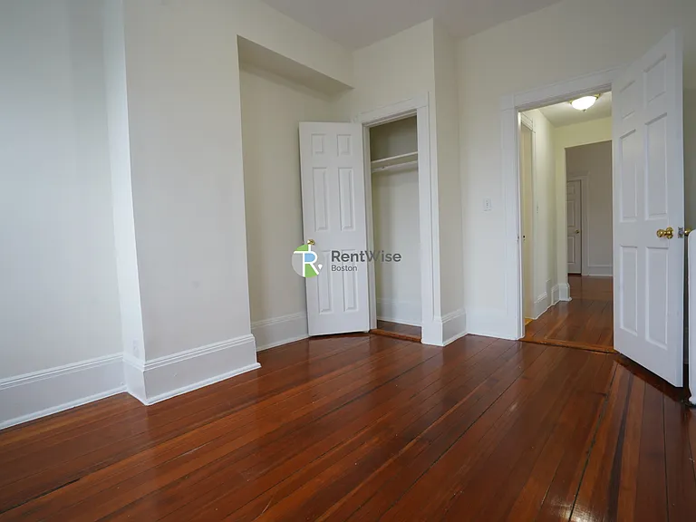 73 Brighton Ave #6 — Photo 11