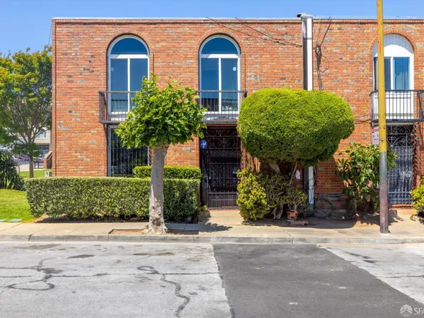 90 Argonaut Ave, San Francisco, CA 94134