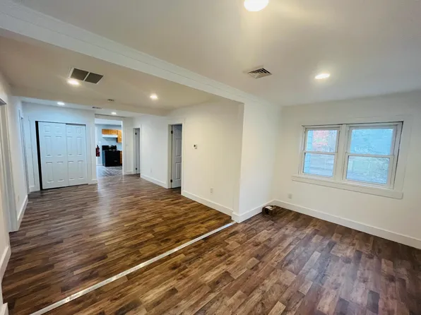 46 Rancocas Ln, Browns Mills, NJ