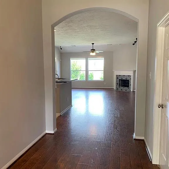 12814 Carriage Glen Dr — Photo 7