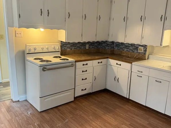 705 Forest Dr, Hagerstown, MD 21740