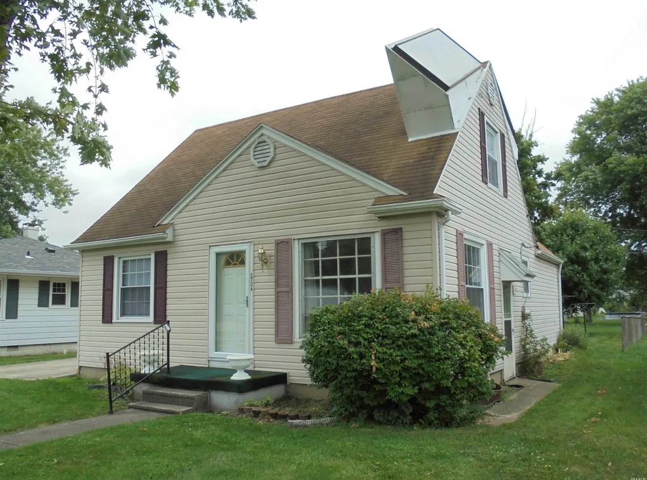 3 bed, 1573 sqft, $1,575 — Photo 1