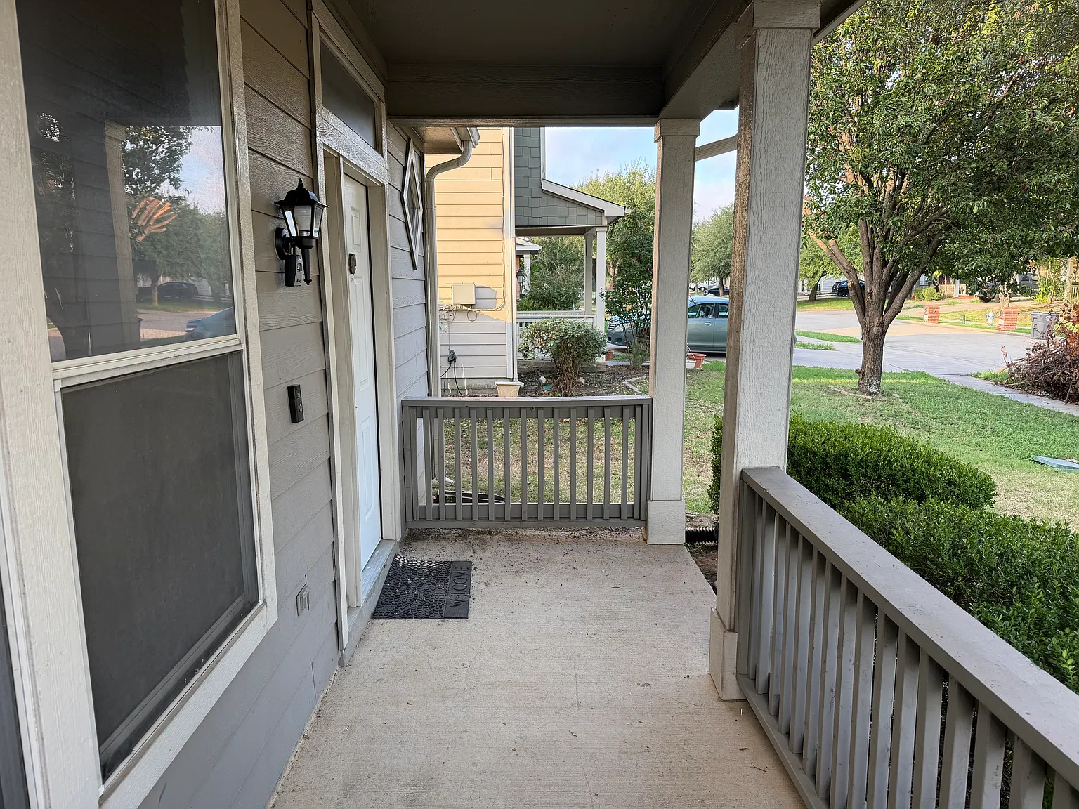 3 bed, 2.5 bath, 1234 sqft, $1,995 — Photo 3