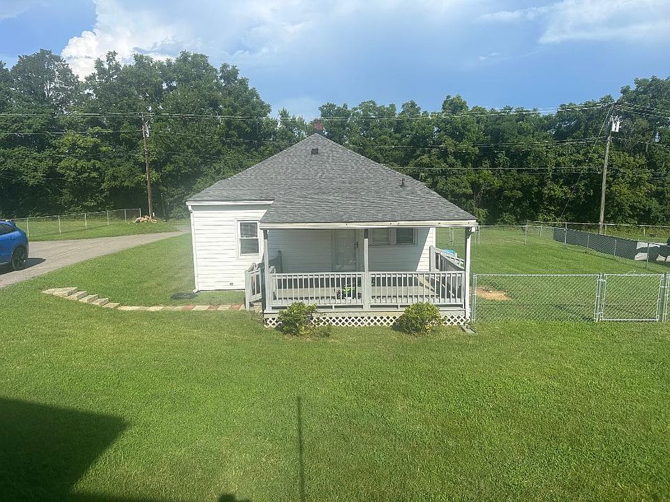 2nd image of 4332 Old Mountain Rd NE