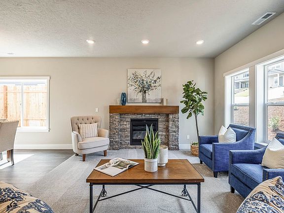 4th image of 61649 SE Evie Ln