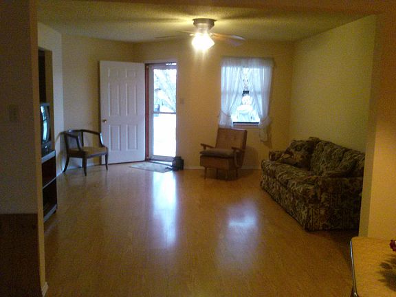 4th image of 605 N Cunningham St