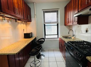 21-28 35th St APT 3C, Astoria, NY