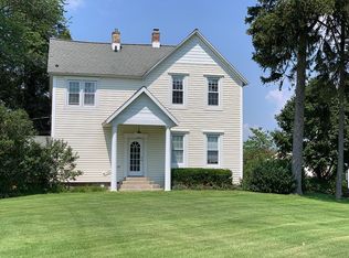 569 Myrtle Ave, Holland, MI 49423