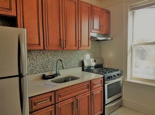 2851 48th St APT 2, Astoria, NY 11103