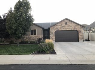10902 S Little Sahara Dr, SOUTH JORDAN, UT 84009