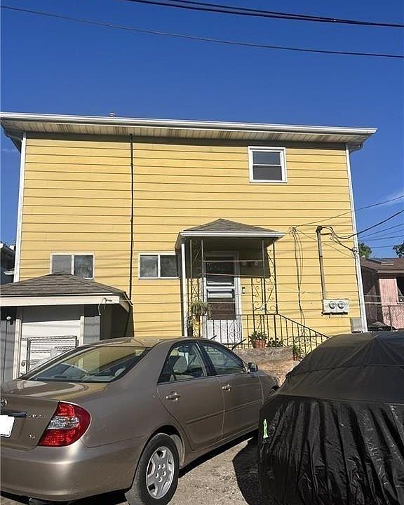 2nd image of 437 Prospect Ave